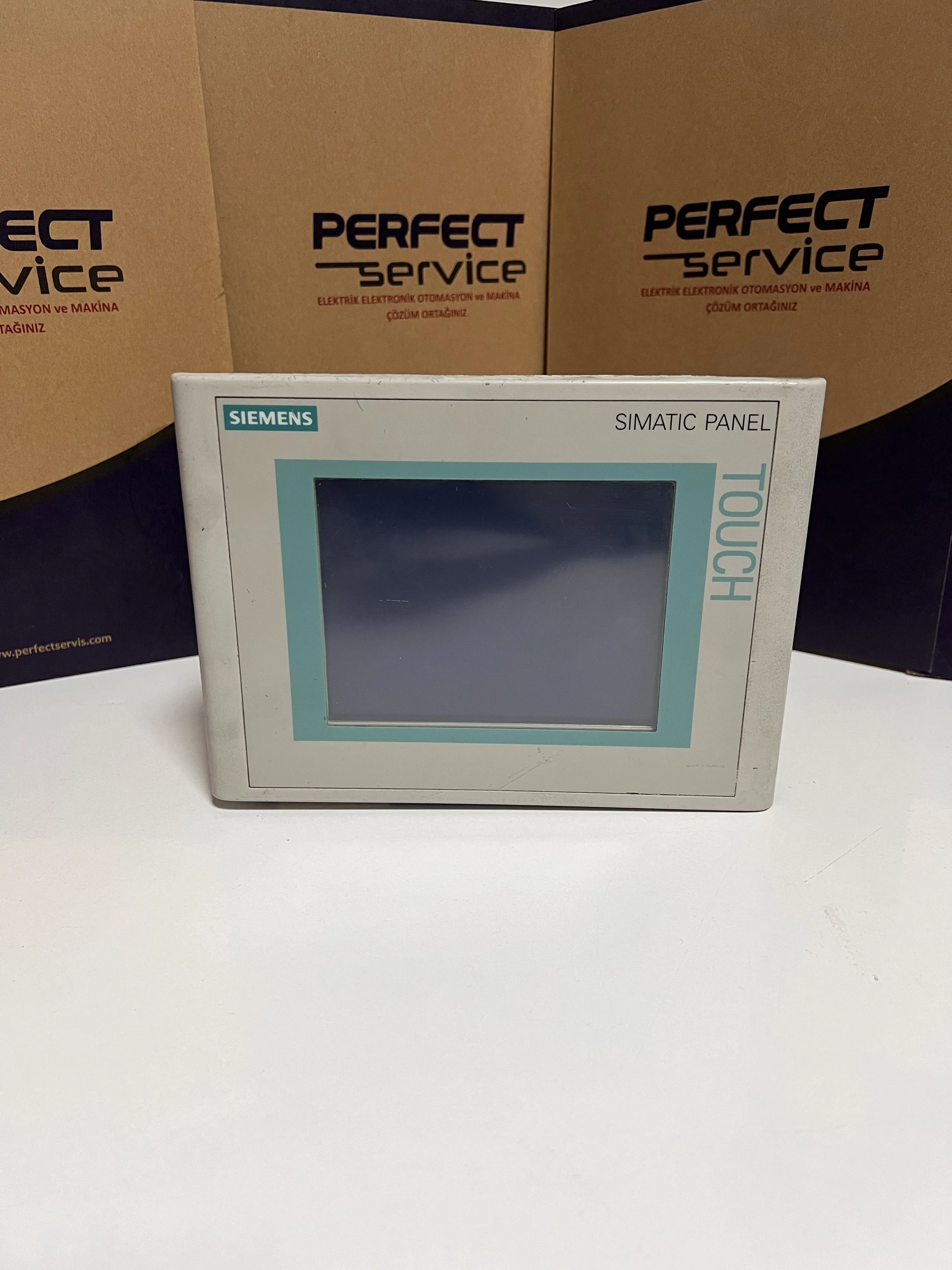 Siemens 6AV6642-0AA11-0AX1 KTP600 Basic | 6" HMI Operatör Panel