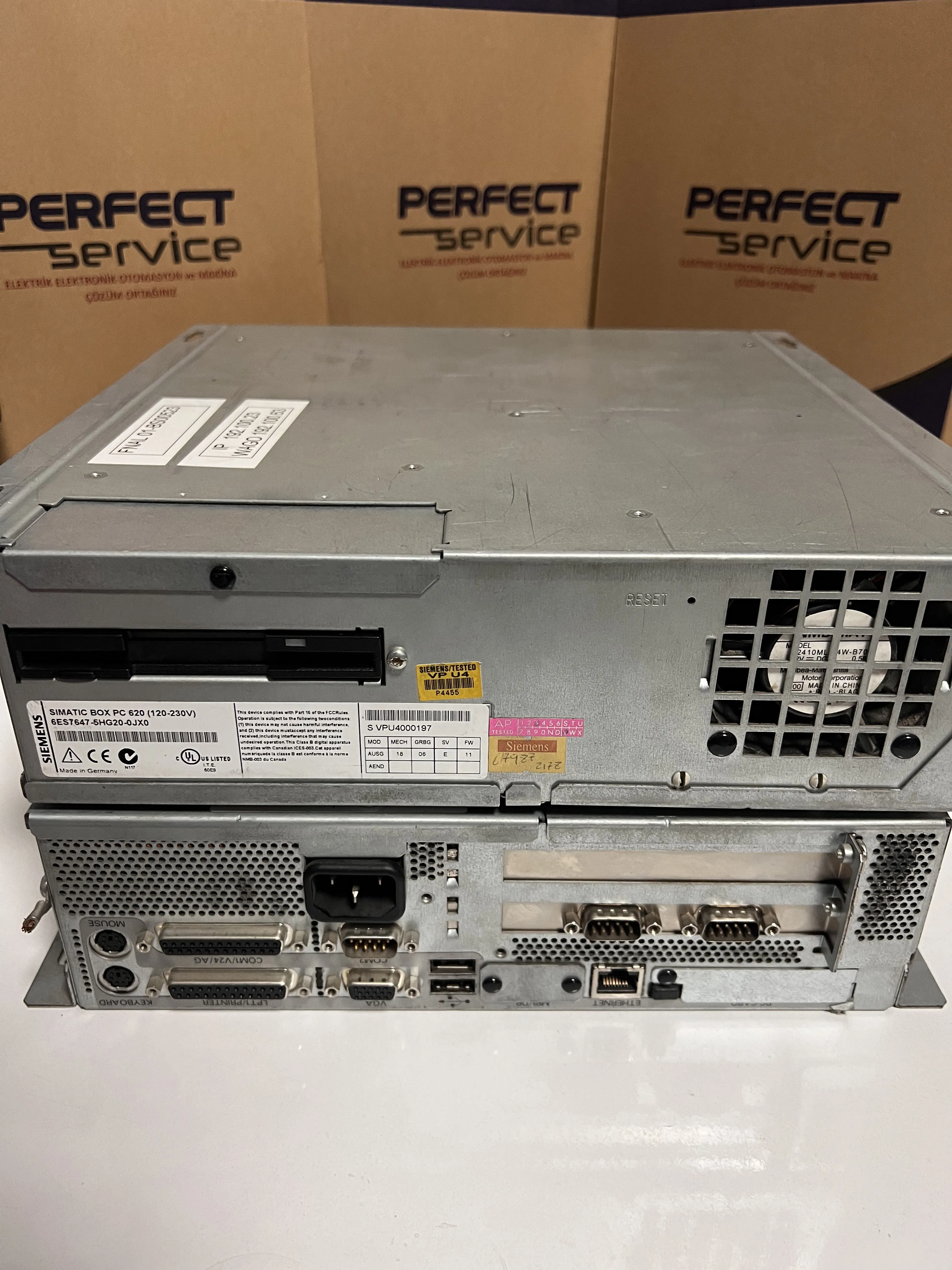 Siemens 6ES7647-5HG20-0JX0 Box PC | SIMATIC Endüstriyel PC thumbnail