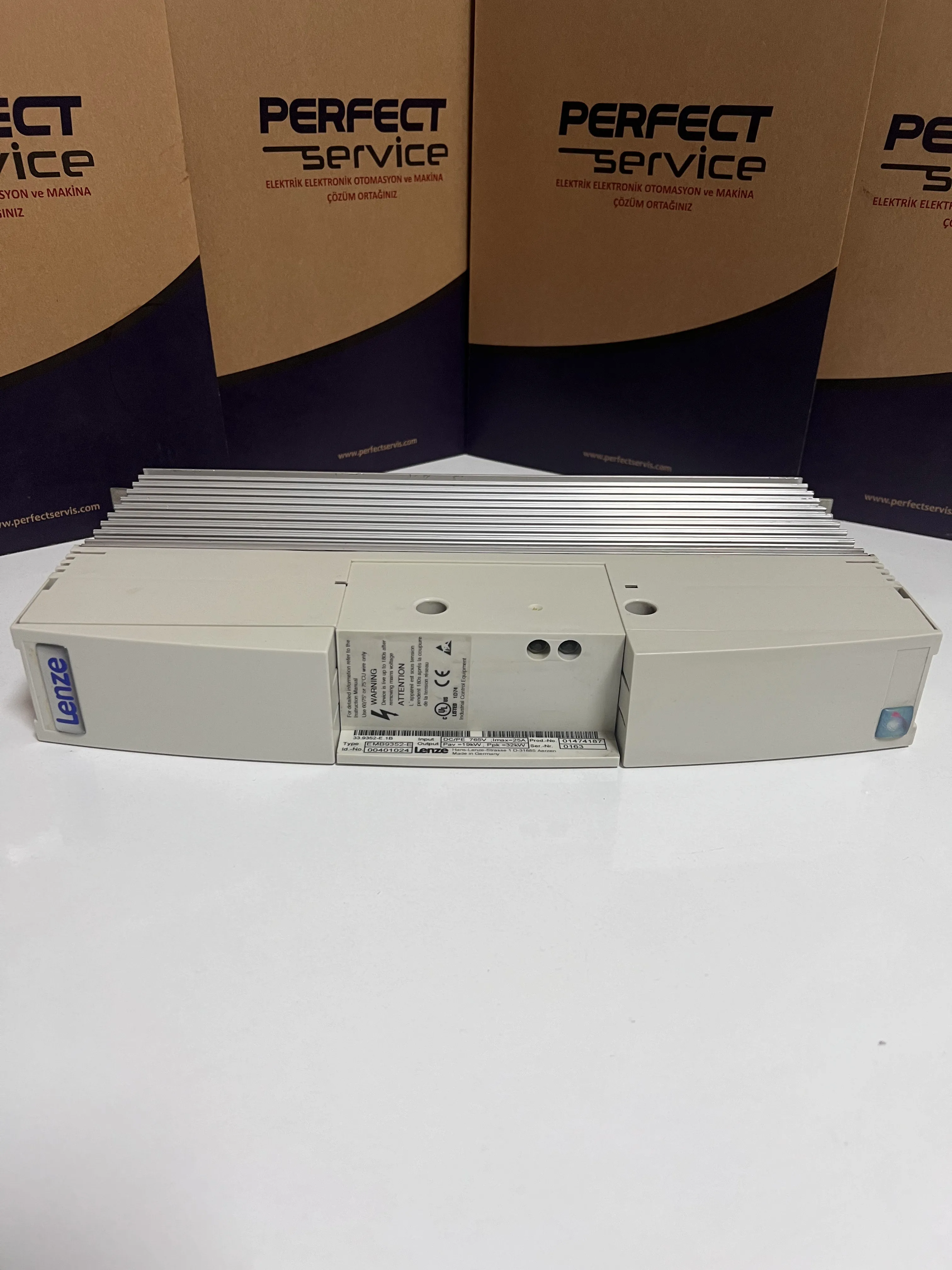 Ürün resmi: Lenze EMB9352-E | 8200 Vector Frekans İnvertör Genişletme Modülü