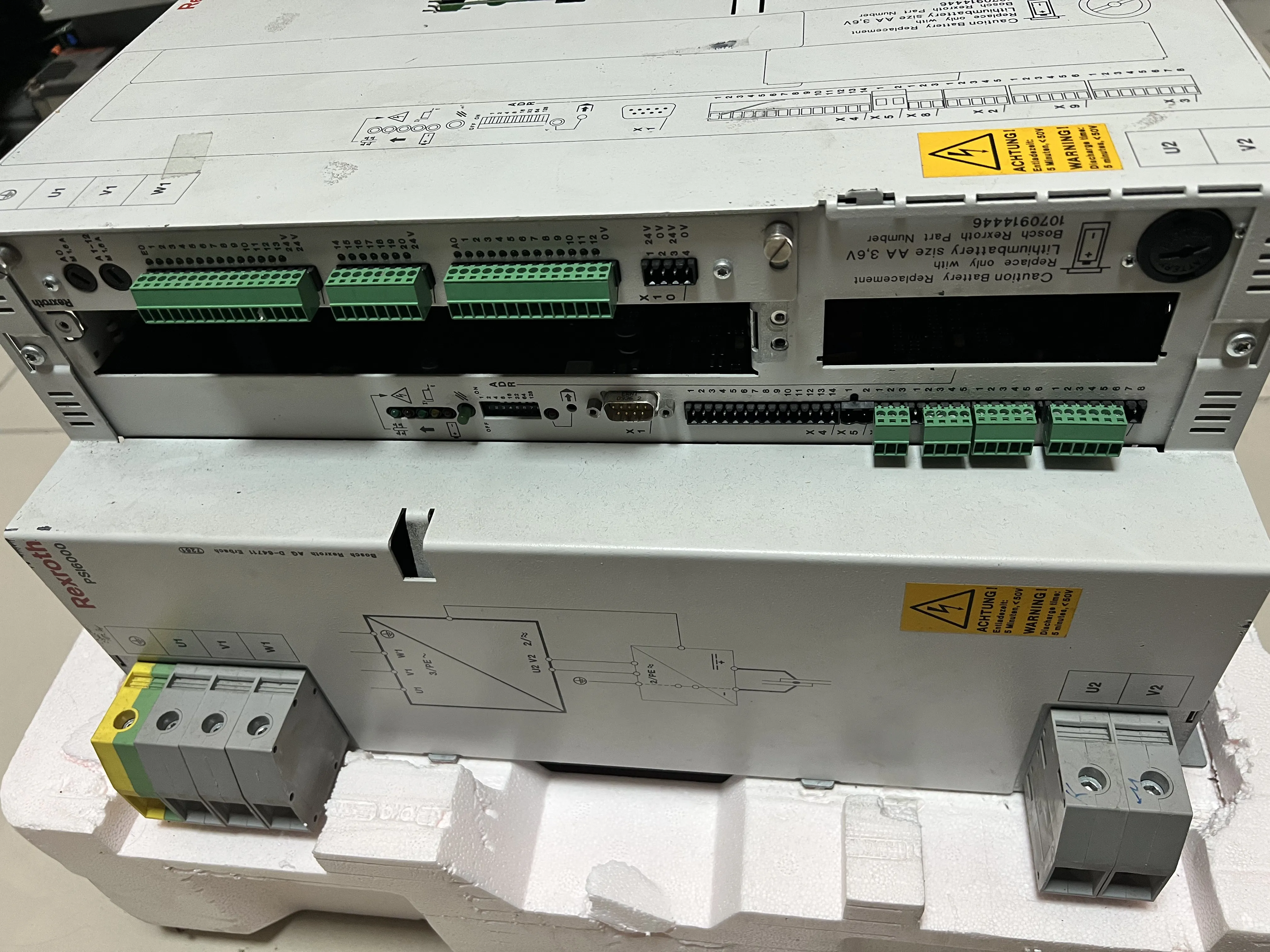Bosch Rexroth PSI6000 Servo Sürücü Güç Kaynağı thumbnail