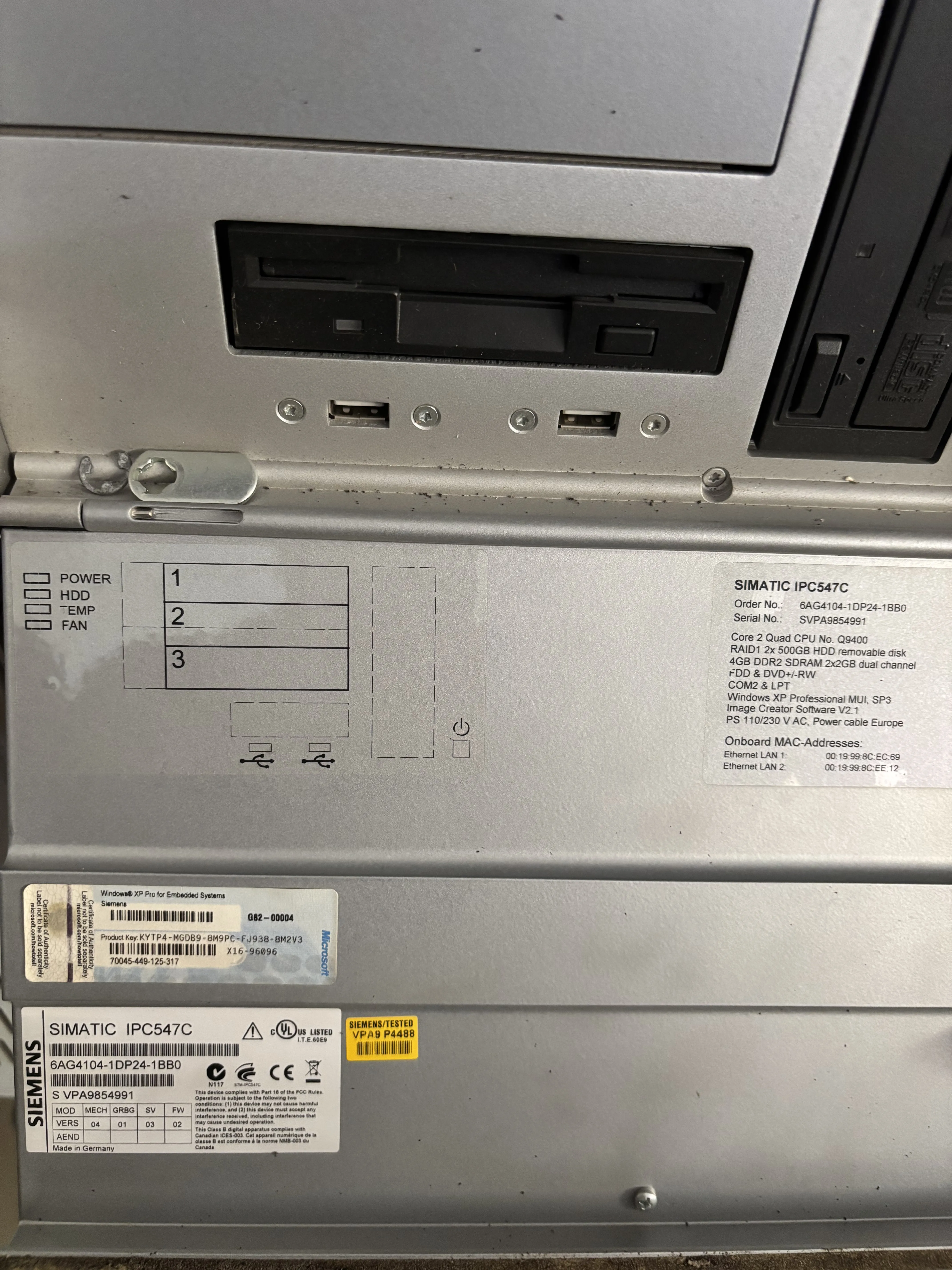Siemens SIMATIC IPC547B Rack | PC 6AG4104-1DP24-1BB0 thumbnail