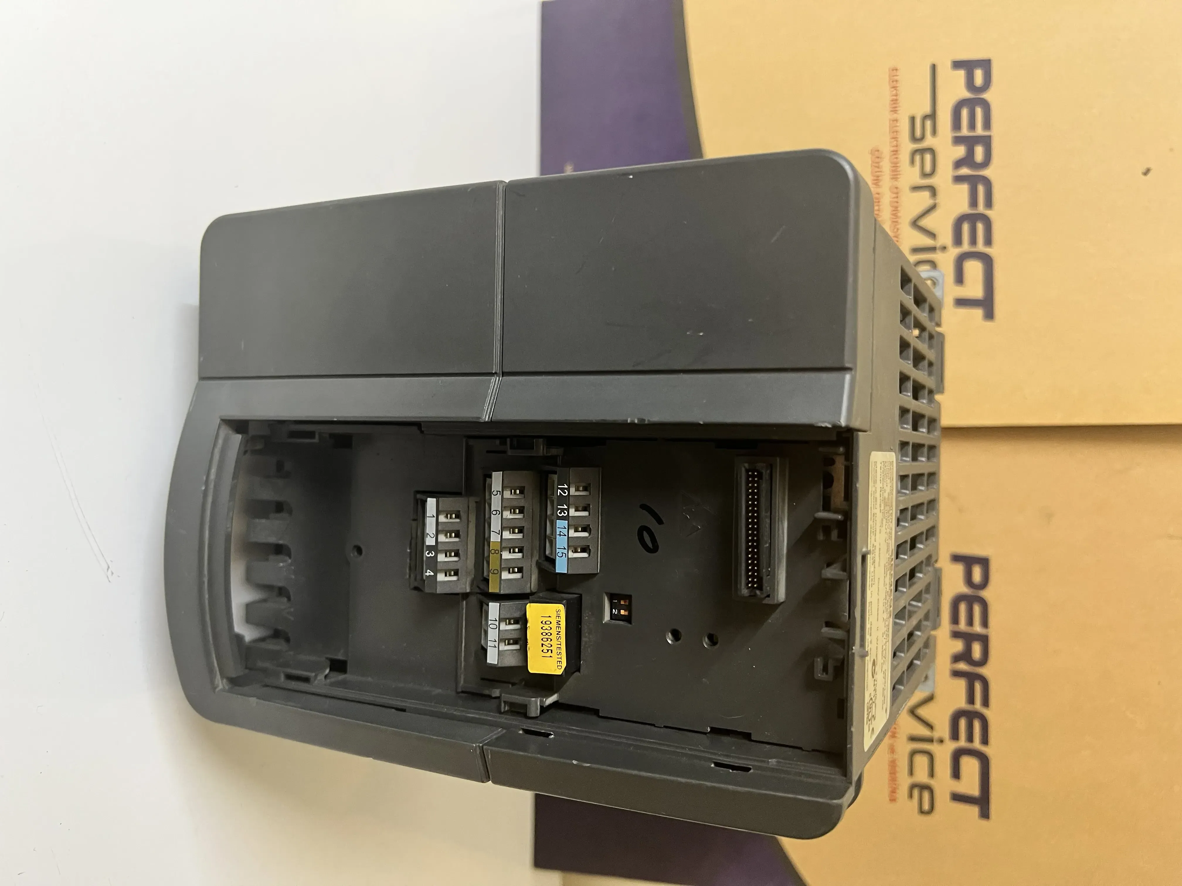 Siemens 6SE6420-2UC22-2BA1 Micromaster 420 Frekans İnverteri