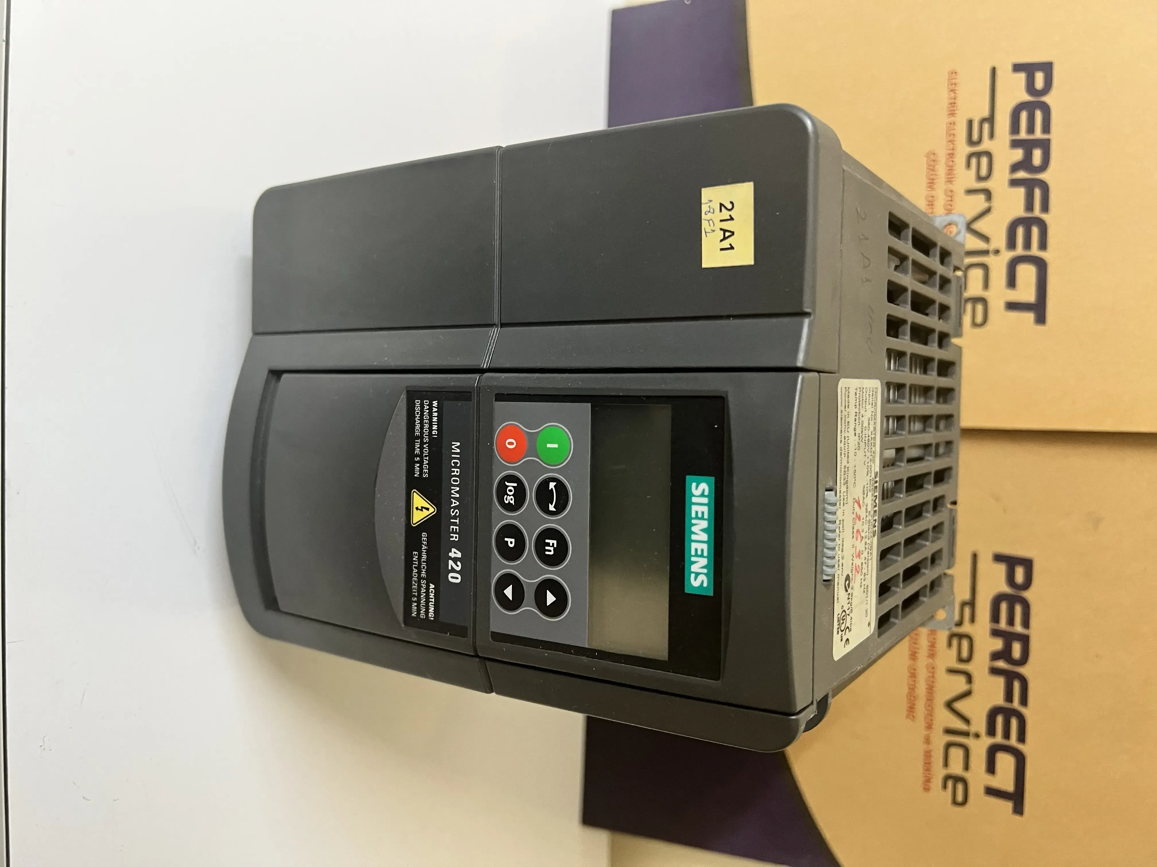 Siemens 6SE6420-2UD24-0BA1 Micromaster 420 Frekans İnverteri