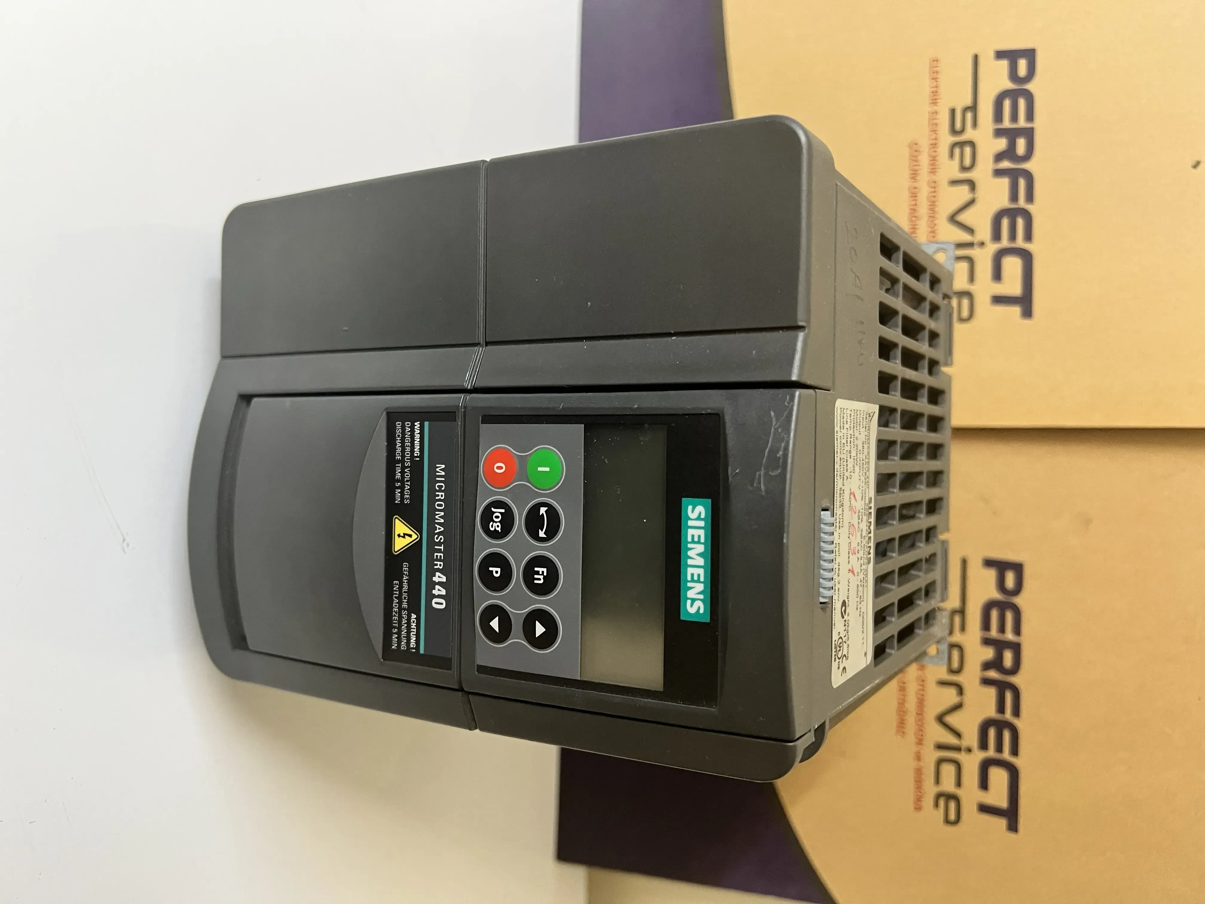 Siemens 6SE6440-2AD22-2BA1 Micromaster 440 Frekans İnverteri