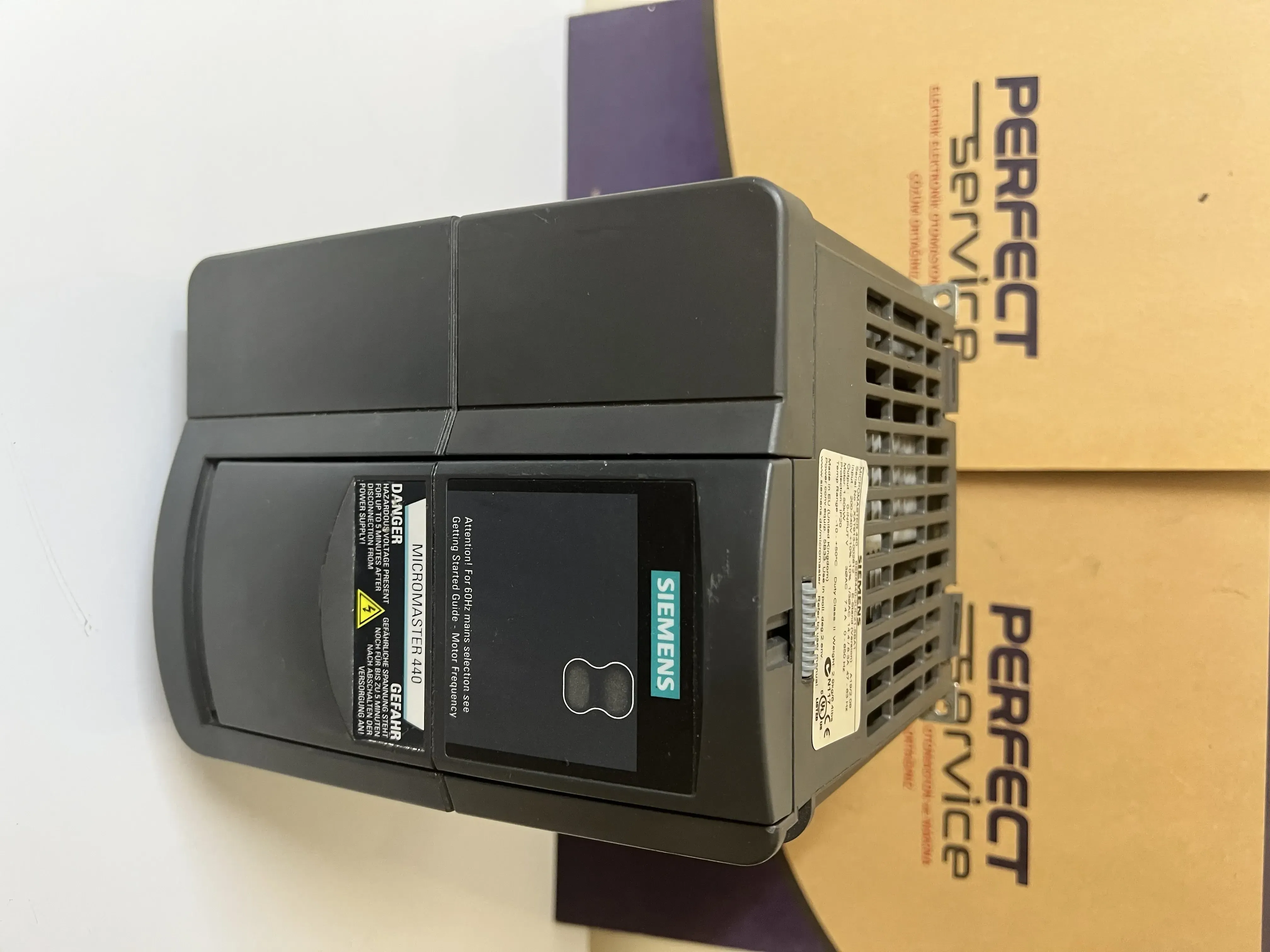 Siemens 6SE6440-2UC21-5BA1 Micromaster 440 Frekans İnverteri