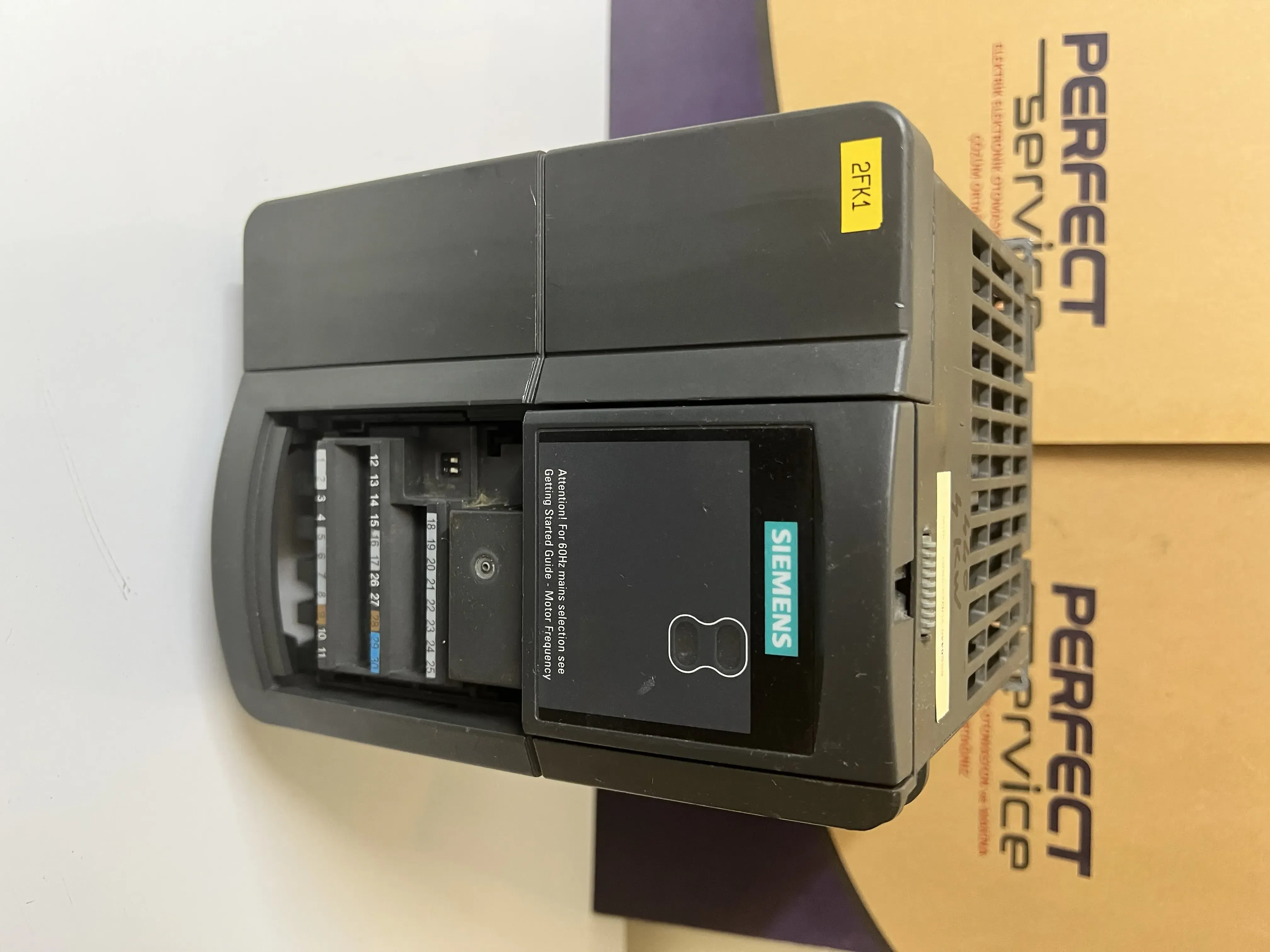 Siemens 6SE6440-2UD24-0BA1 Micromaster 440 Frekans İnverteri