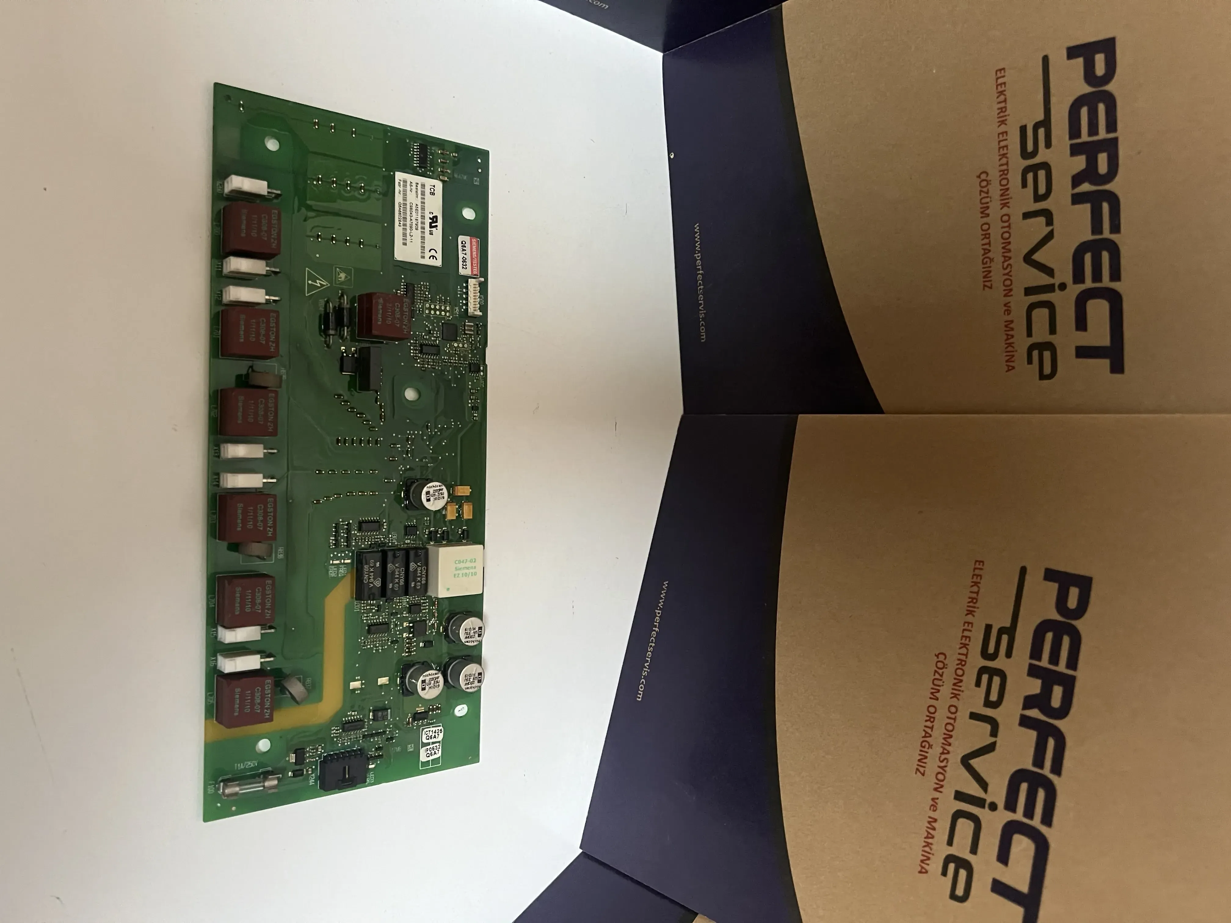 Siemens A5E01187909 KTP700 Basic PN Operatör Panel Kartı