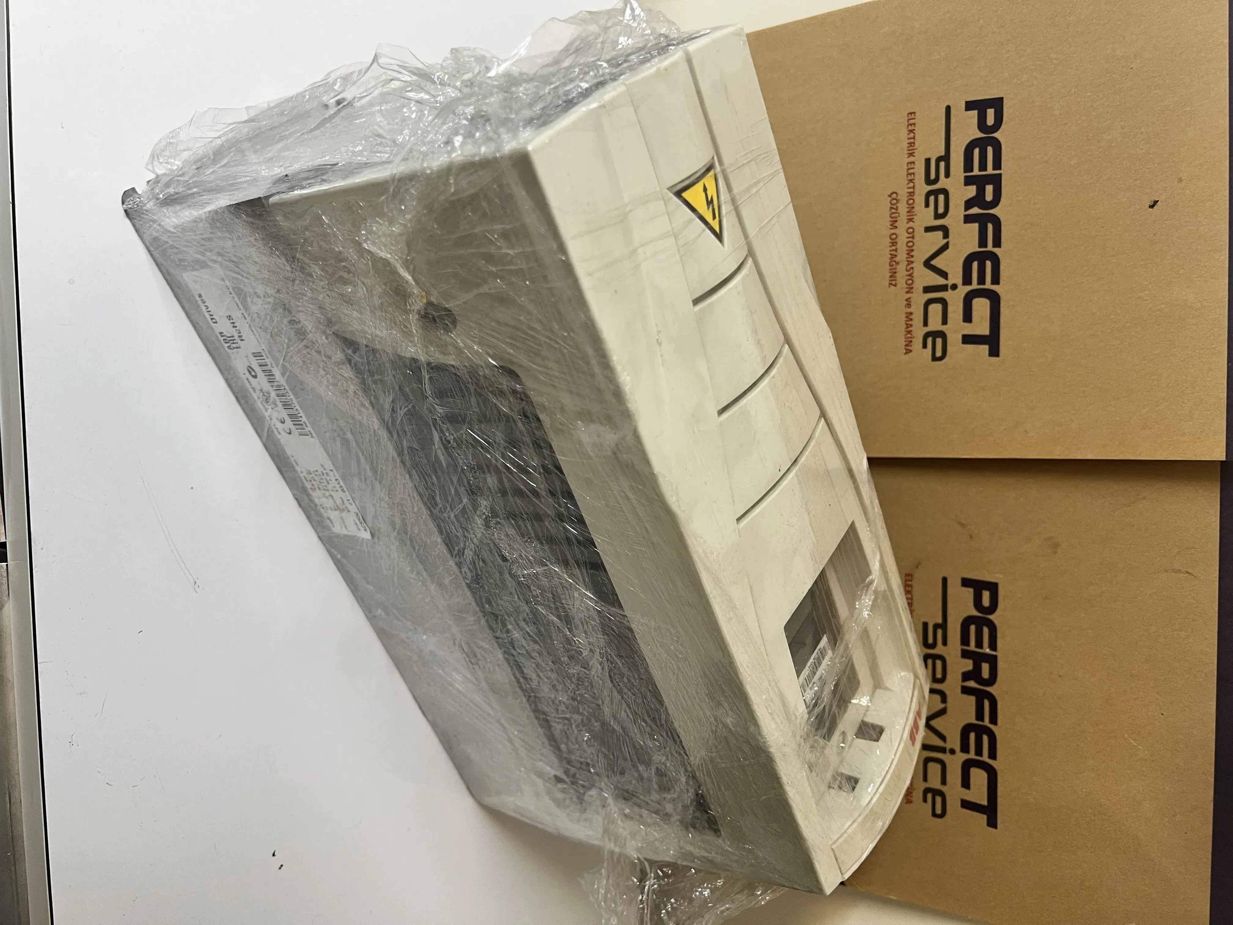 ABB ACS550-01-03A3-4 Frekans İnverteri (1.5 kW)